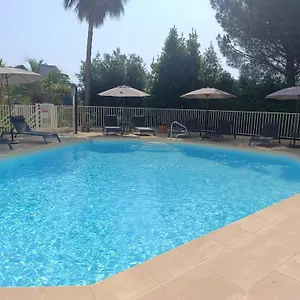 De Luxe Sun Paradis, Terrasse, Vue Piscine Cannes